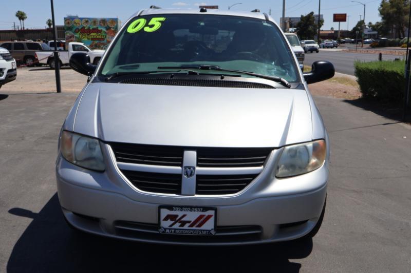 dodge grand caravan 2005 1D4GP24R95B305302 image dodge grand caravan 2005 1D4GP24R95B305302 image